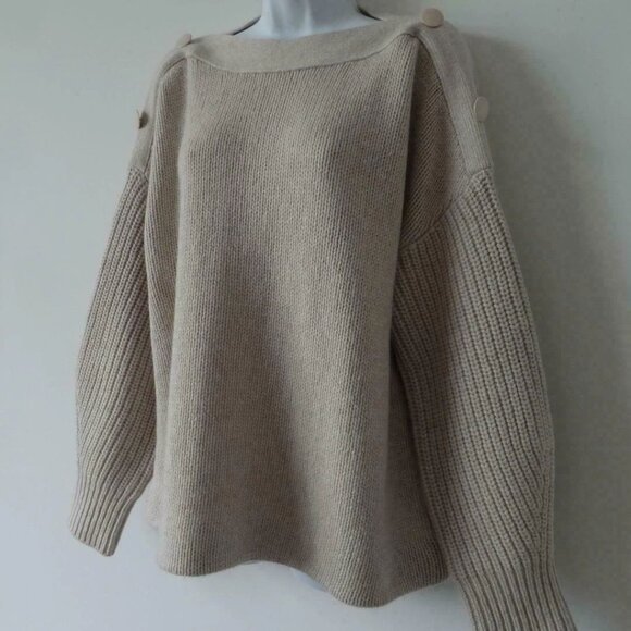New AKRIS Beige Cashmere Wool Blend Boatneck Drop Shoulder Button Sweater 12 - Picture 2 of 7